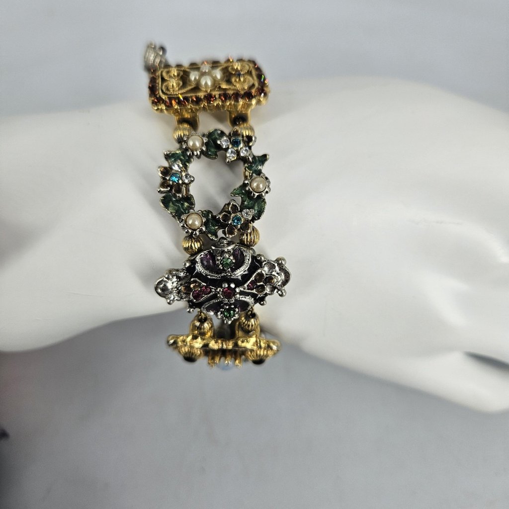 Sweet Romance Charm Bracelet 8 Victorian Rhinestone Pearl Enamel Made In Usa 80$